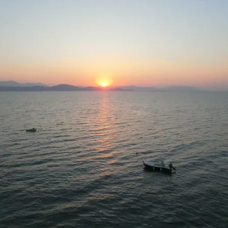 Seaview Self Catering - Helen No 1